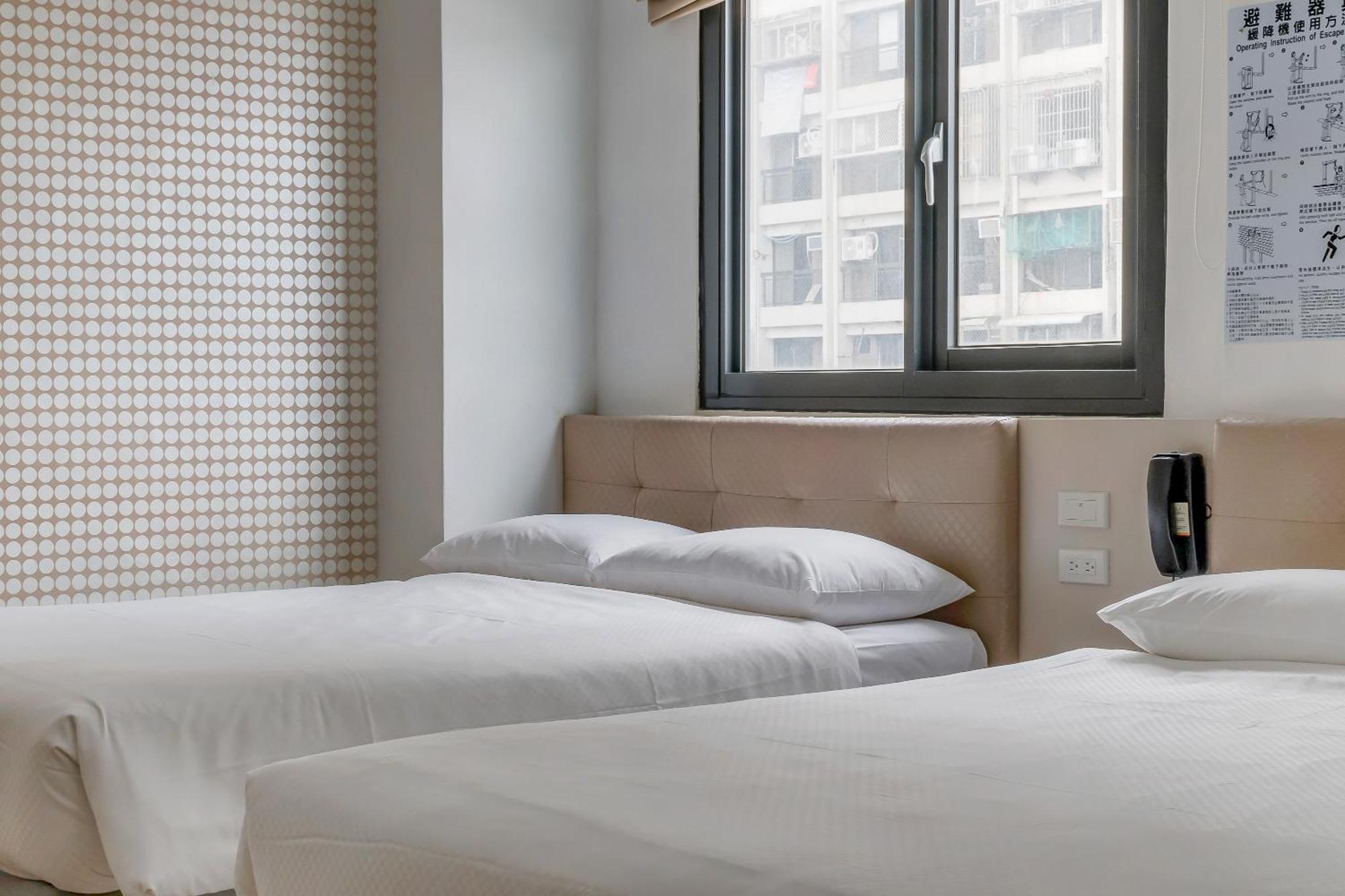 Check Inn Express Kaohsiung Love River Екстериор снимка